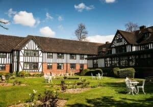 hogarths stone manor